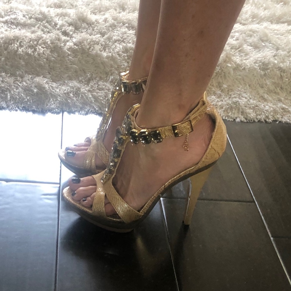 Dreon gold heels